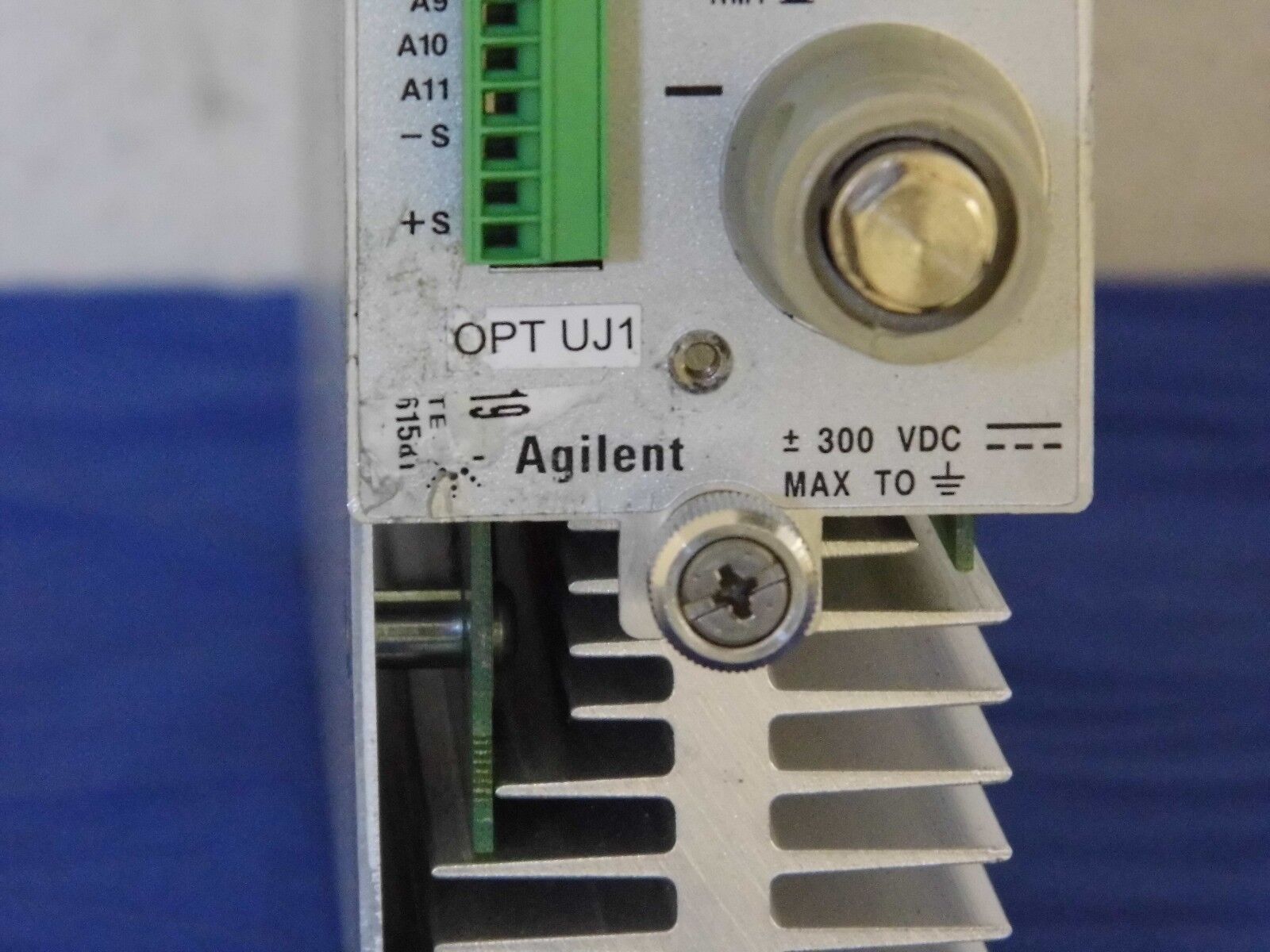 AGILENT N3302A, DC elect. load 60Vdc, 30A,150W Opt. UJ1 (15 in Stock) AGILENT N3302A, DC elect. load 60Vdc, 30A,150W Opt. UJ1 (15 in Stock)